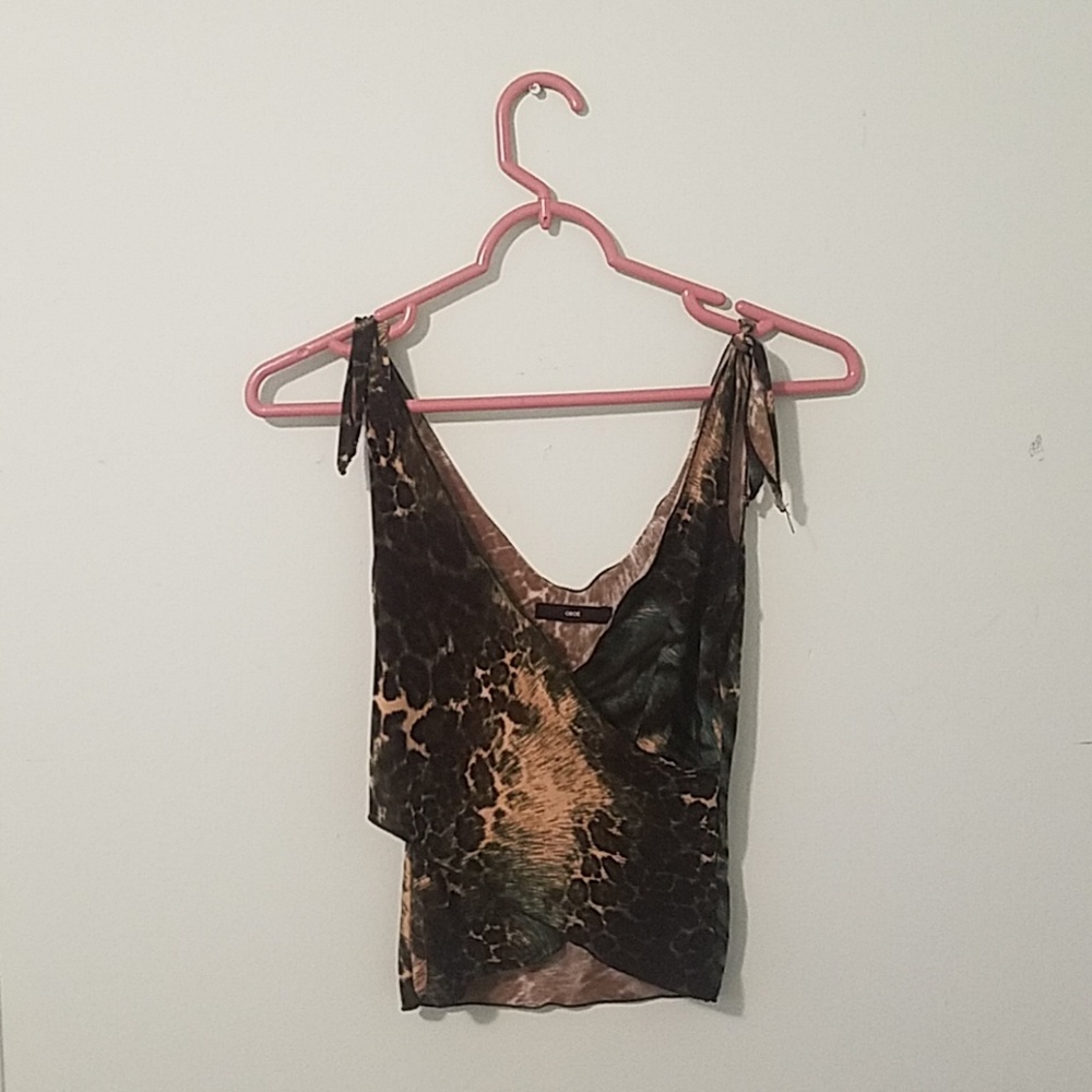 *MOVING*SALE*Super soft animal print crop top